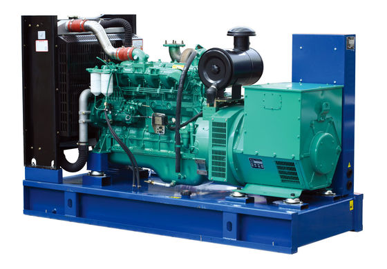 60hz 200 Kw কামিন্স ডিজেল জেনারেটর ওয়াটার কুলিং সিস্টেম সহ থ্রি ফেজ
